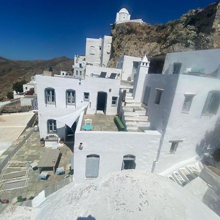 Windhouses Serifos Esterno foto