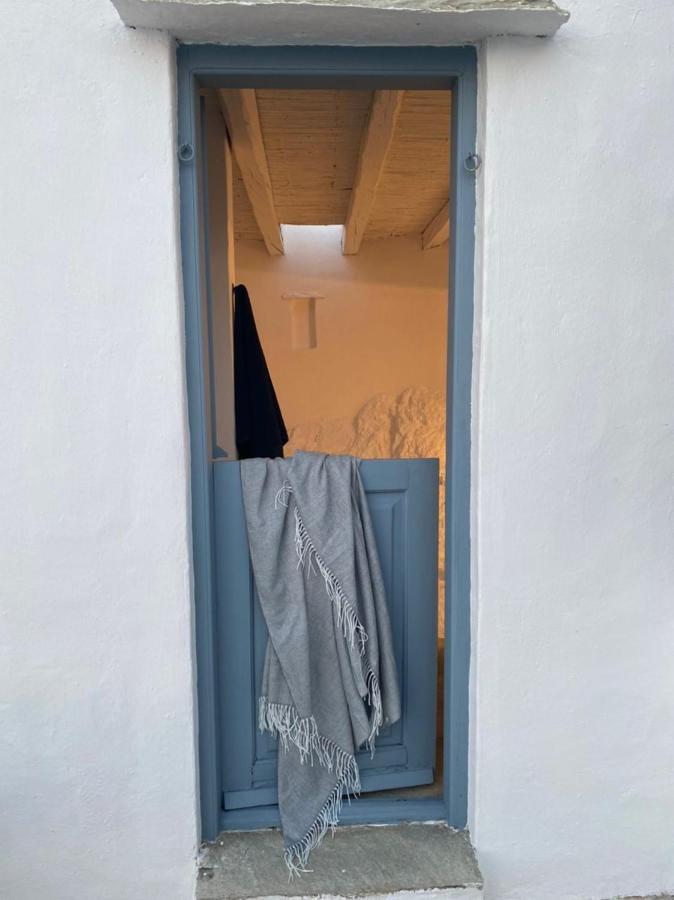 Windhouses Serifos Esterno foto